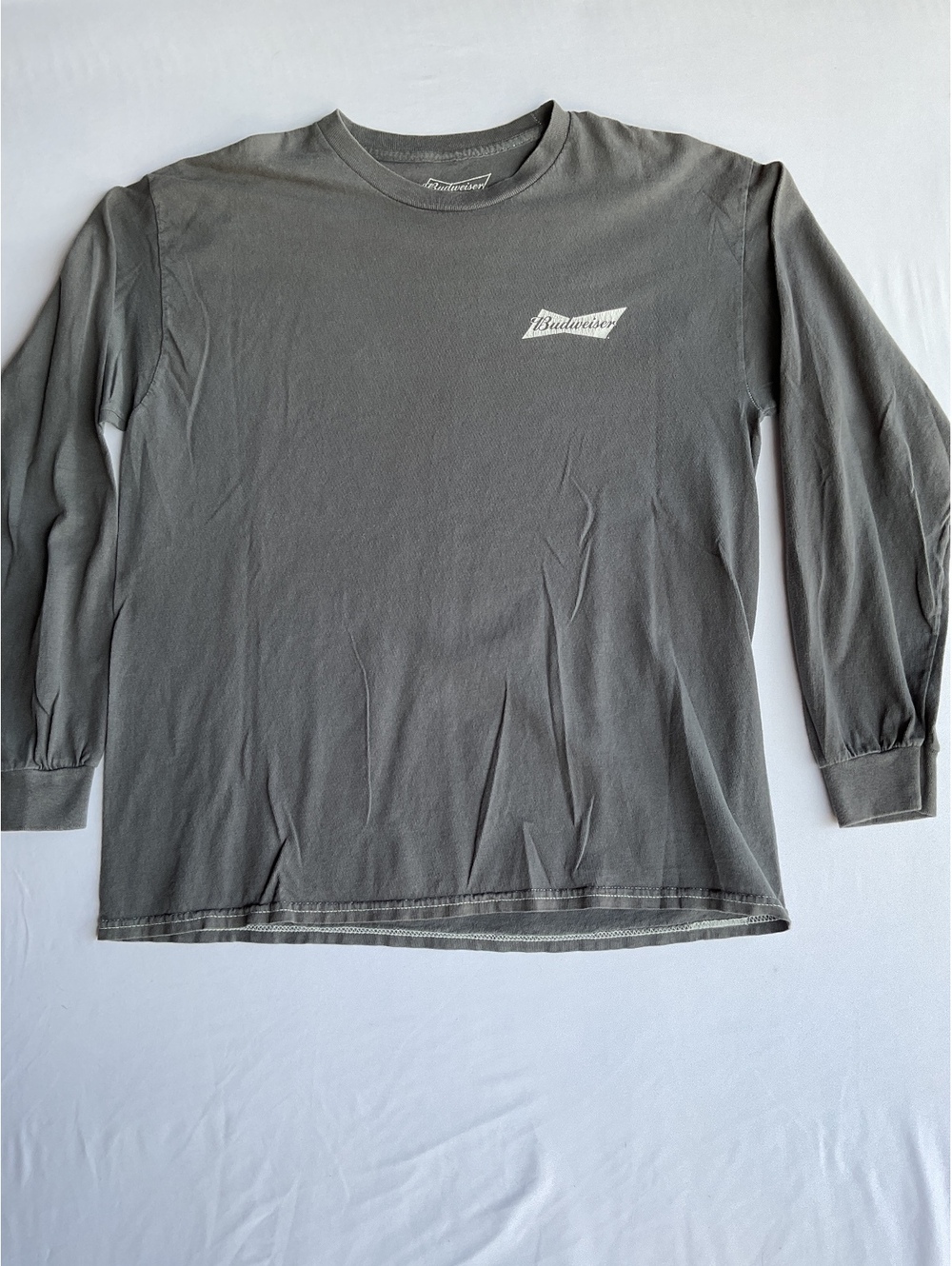 08/05 011 Budweiser Gray Long Sleeve T-Shirt Size M